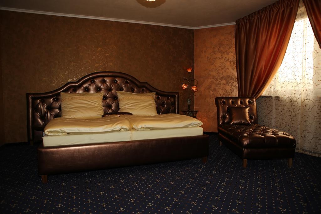 Hotel Kotva Pressburg Zimmer foto